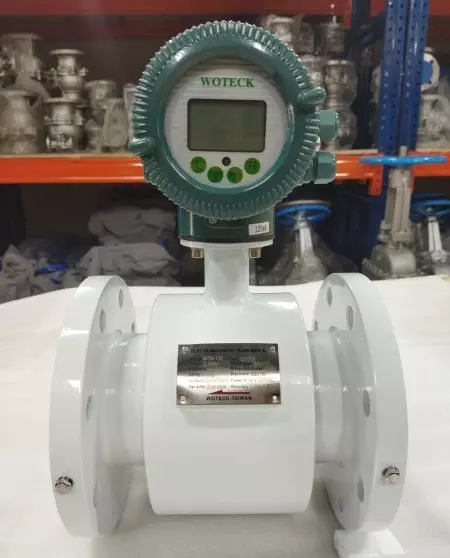Đồng hồ đo nước điện từ woteck